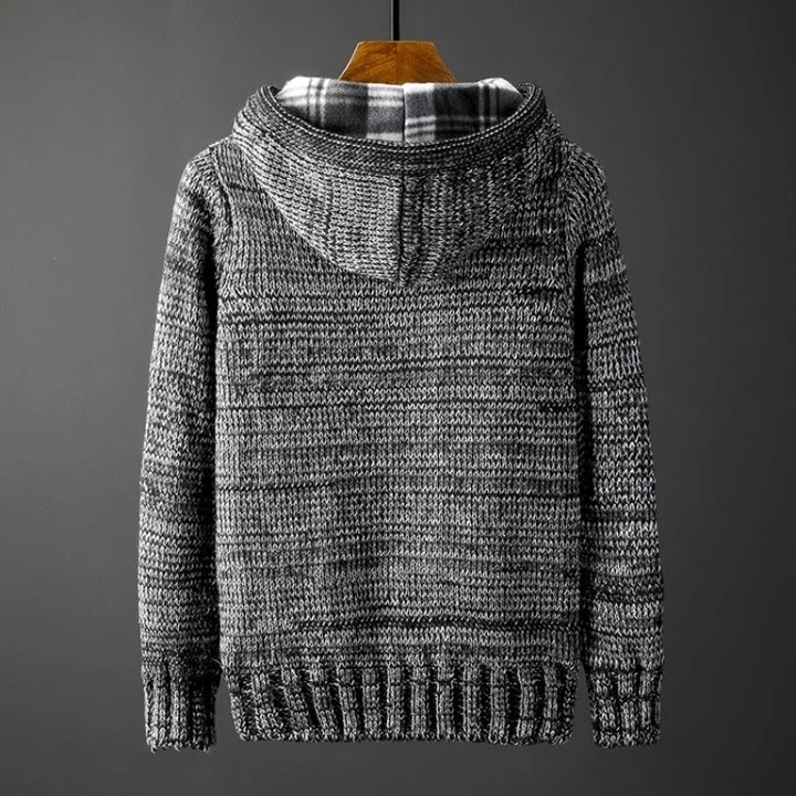 NORDVIK - CABLE KNIT SWEATER