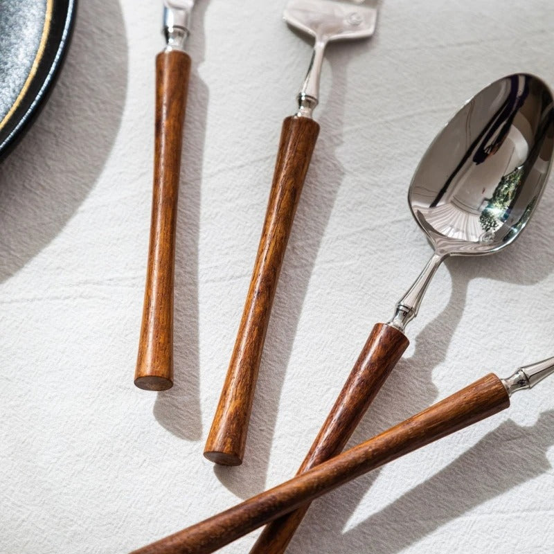 TIMBER - HARDWOOD CUTLERY SET